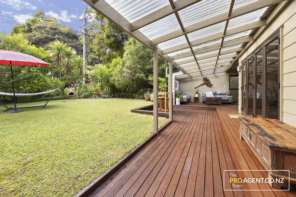 7 Minnehaha Avenue, Titirangi - Photo 2