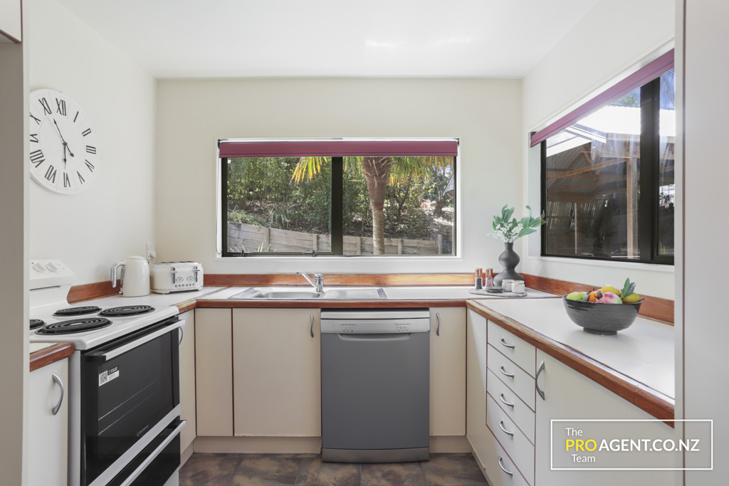 352 Huia Road, Titirangi - Photo 7