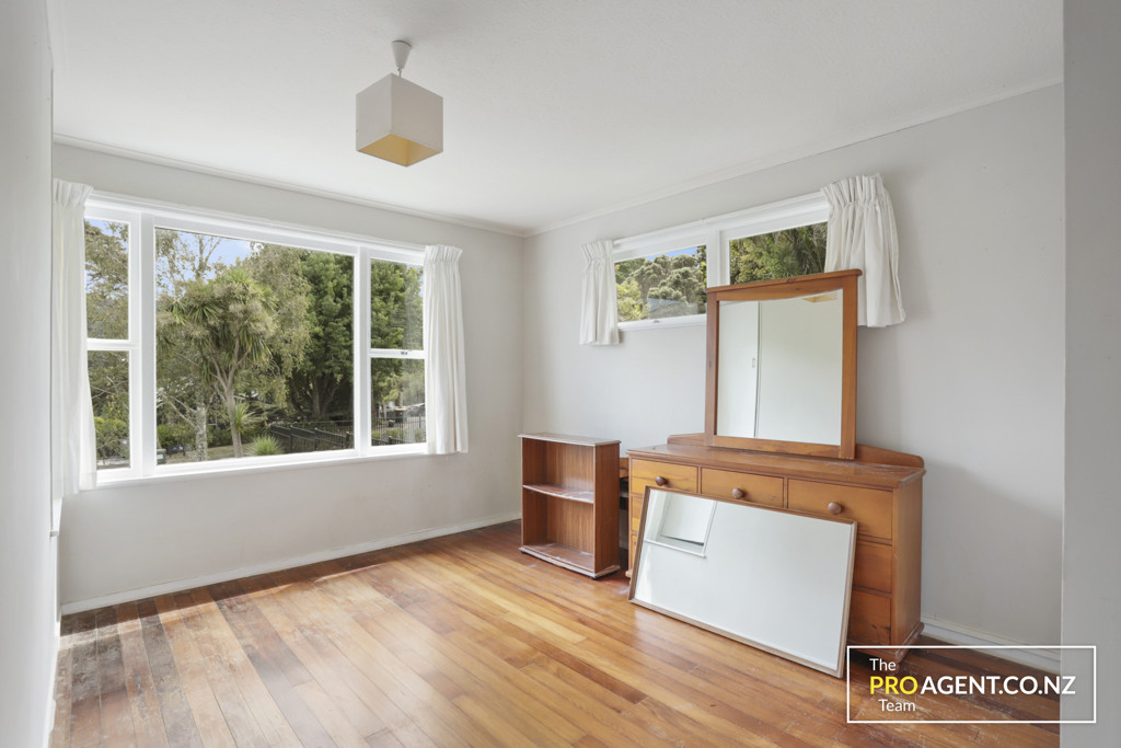 50 Rimutaka Place, Titirangi - Photo 7