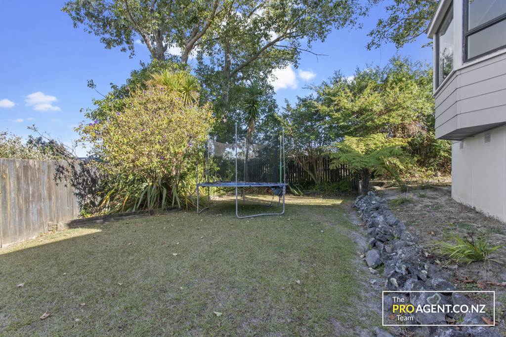 19 Madigan Place, Glendene - Photo 5