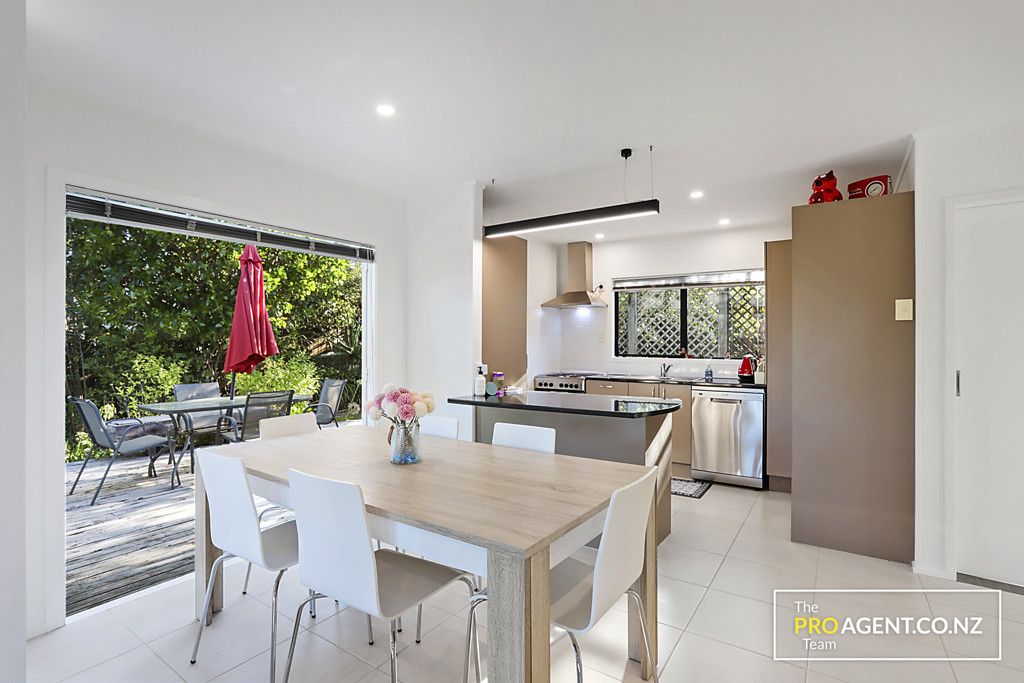 19 Madigan Place, Glendene - Photo 3