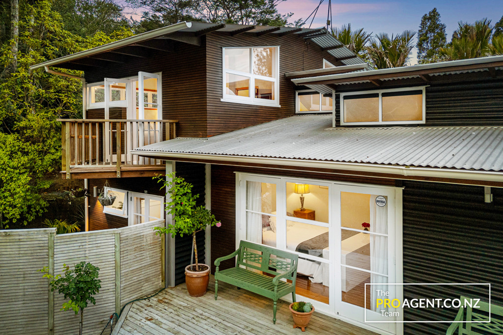65 Waima Crescent, Titirangi - Photo 4