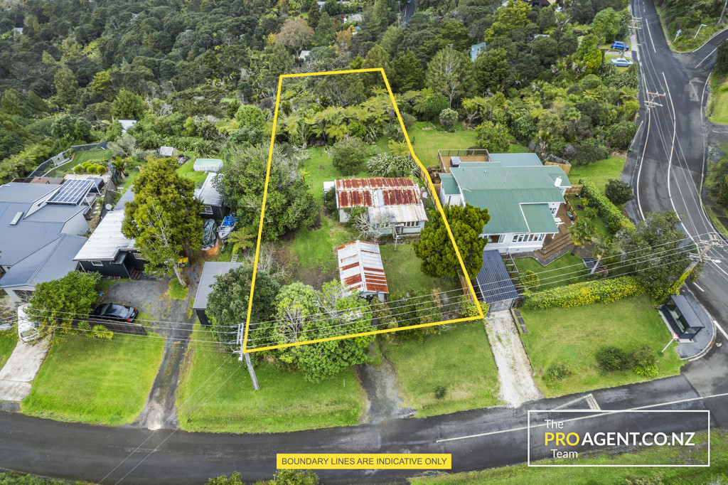 77 Tane Road, Laingholm - Photo 5