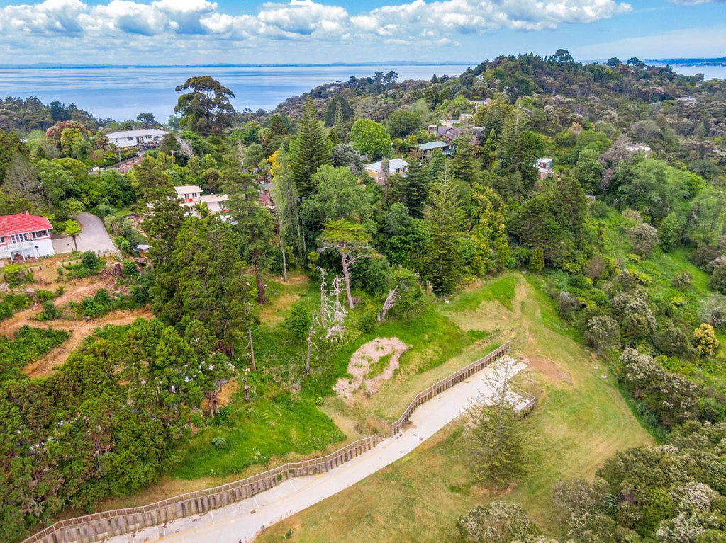 661C South Titirangi Road, Titirangi - Photo 3