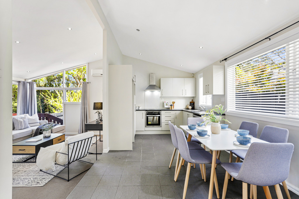 380 Huia Road, Titirangi - Photo 4