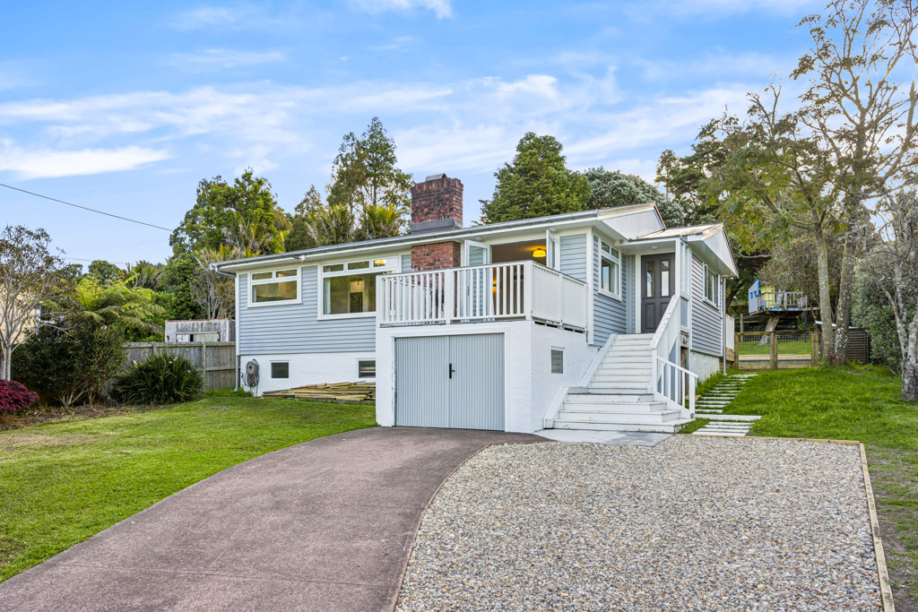 30 Tane Road, Laingholm - Photo 4