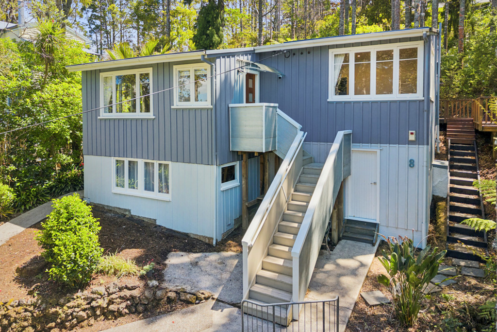 Image of 8 Arama Avenue