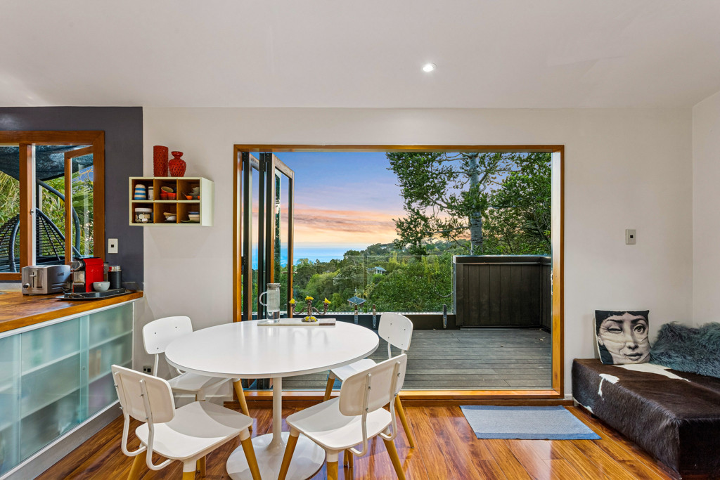 674 South Titirangi Road, Titirangi - Photo 6