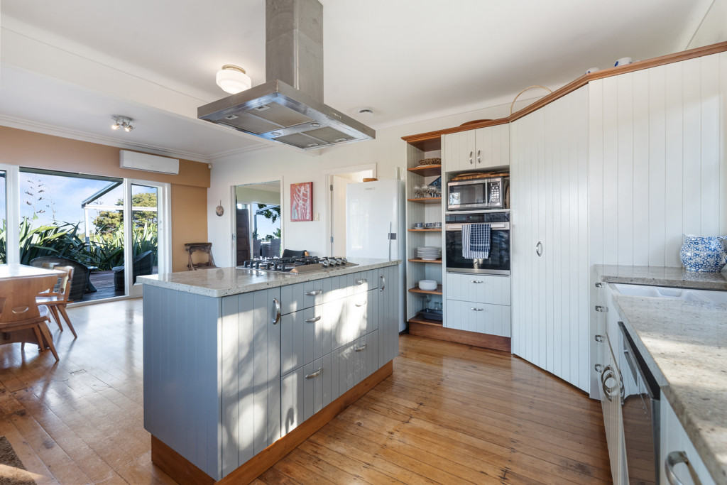 77 Minnehaha Avenue, Titirangi - Photo 7