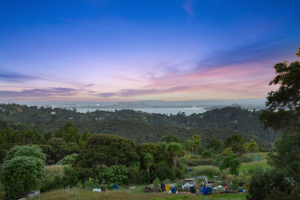 428 Huia Road, Laingholm - Photo 3