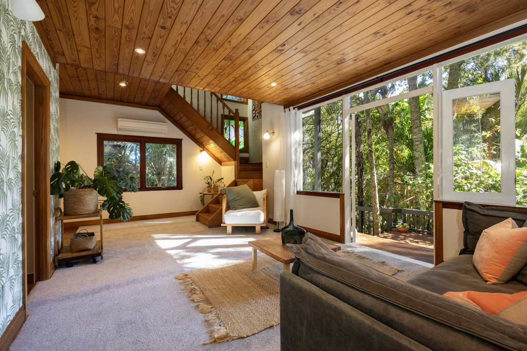 36 Paturoa Road, Titirangi - Photo 3