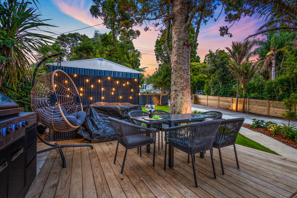 22 Hollywood Avenue, Titirangi - Photo 2