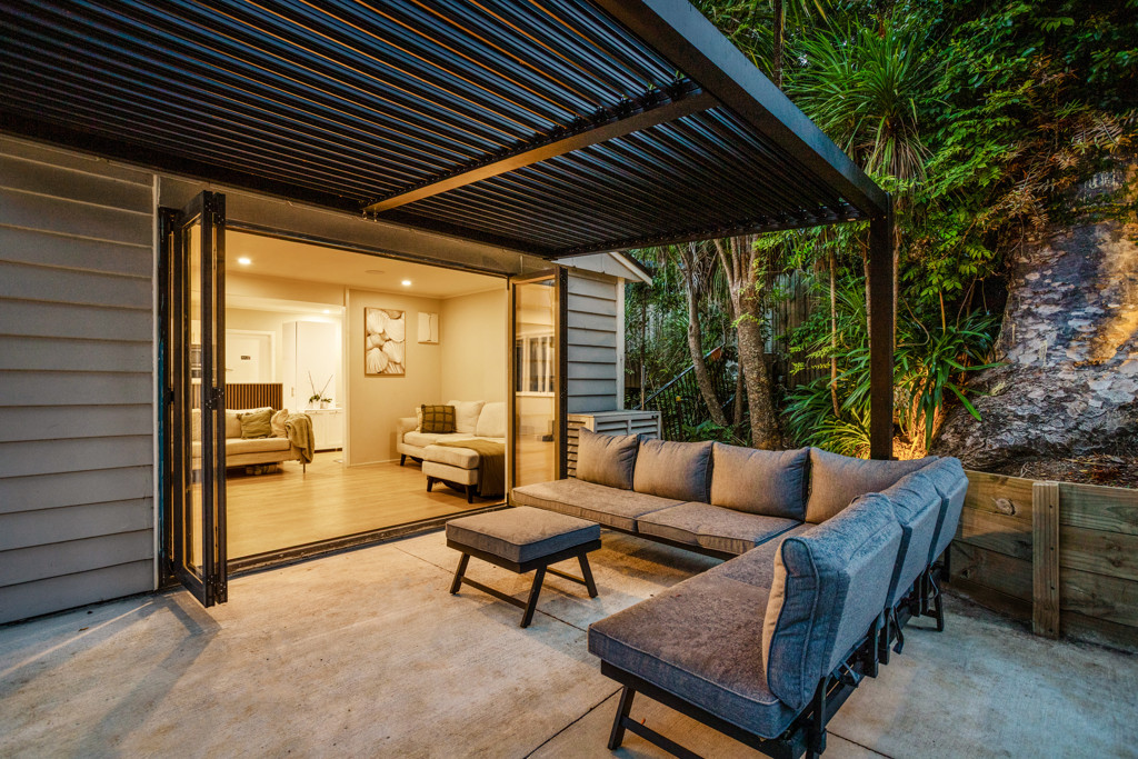 22 Hollywood Avenue, Titirangi