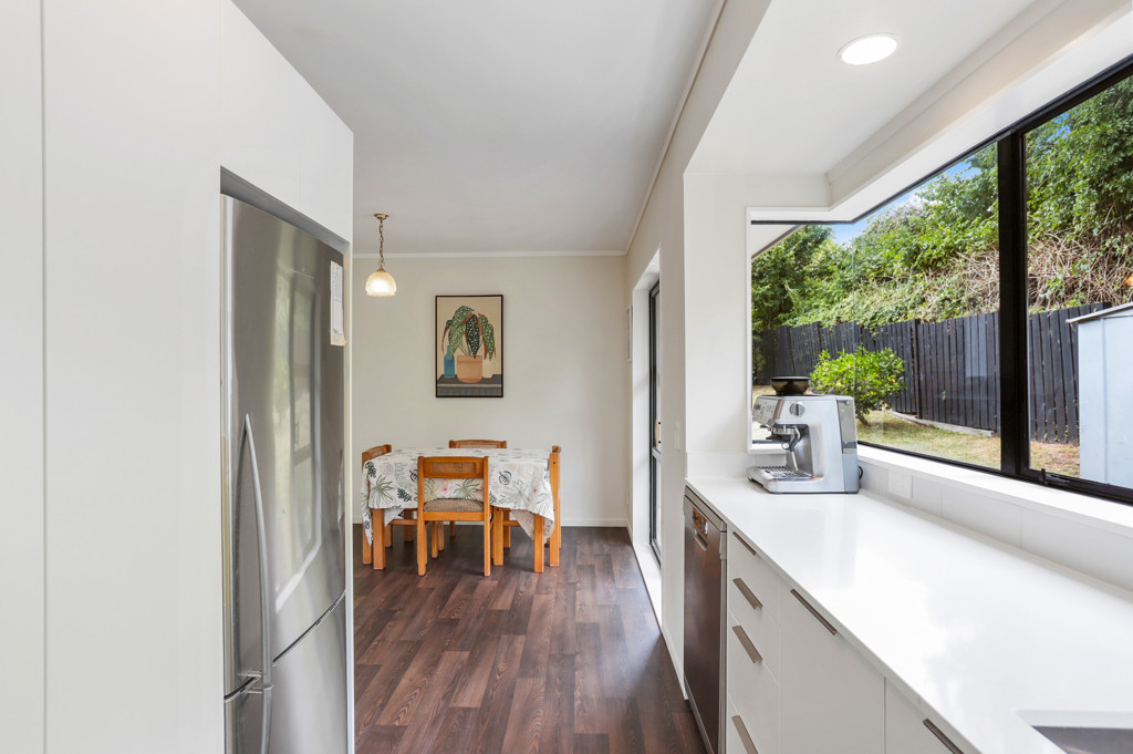 131F Parrs Cross Road, Glen Eden - Photo 7