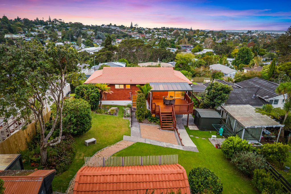 56 Paewai Road, Glen Eden - Photo 2