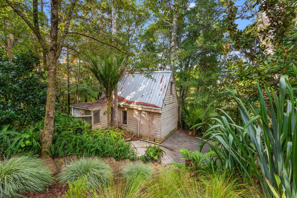 181 Laingholm Drive, Laingholm - Photo 2