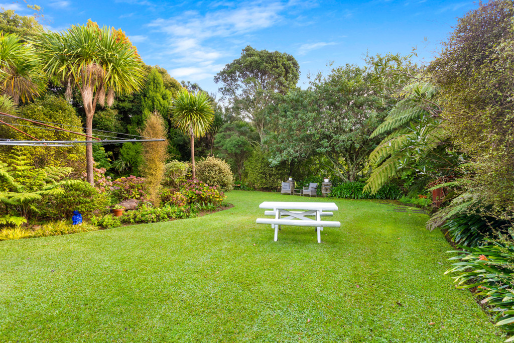 28 Laingfield Terrace, Laingholm - Photo 3