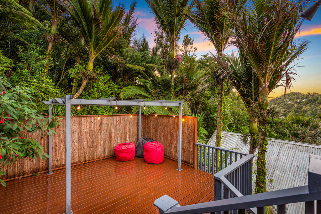 211 Shaw Road, Titirangi - Photo 5