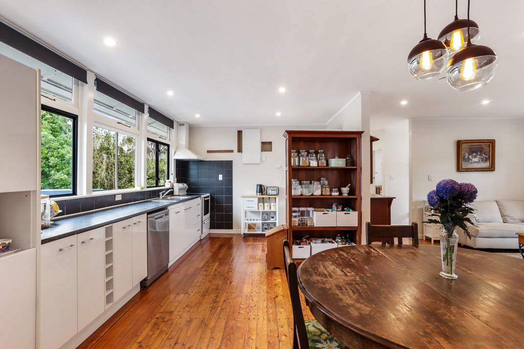 20 Withers Road, Glen Eden - Photo 3