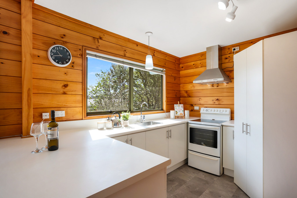 60A Kaurilands Road, Titirangi - Photo 6