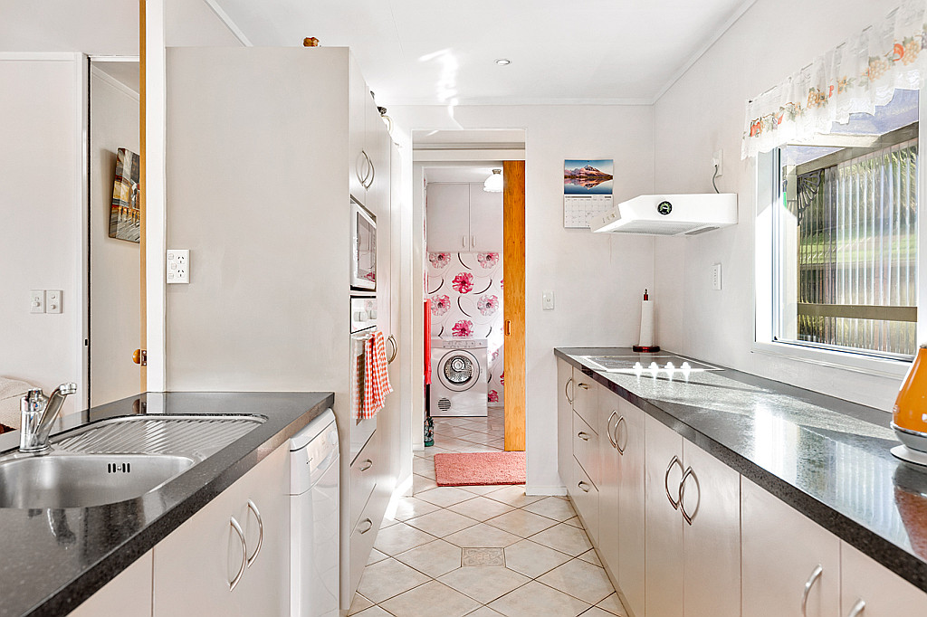 253 Laingholm Drive, Titirangi - Photo 7
