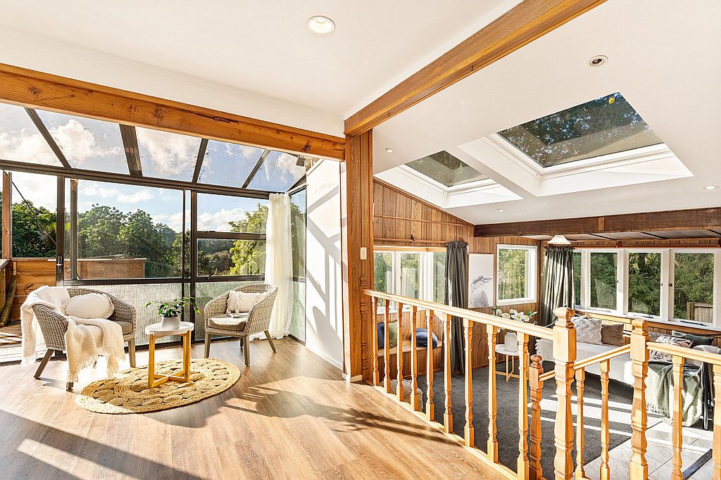 193 Victory Road, Laingholm - Photo 2
