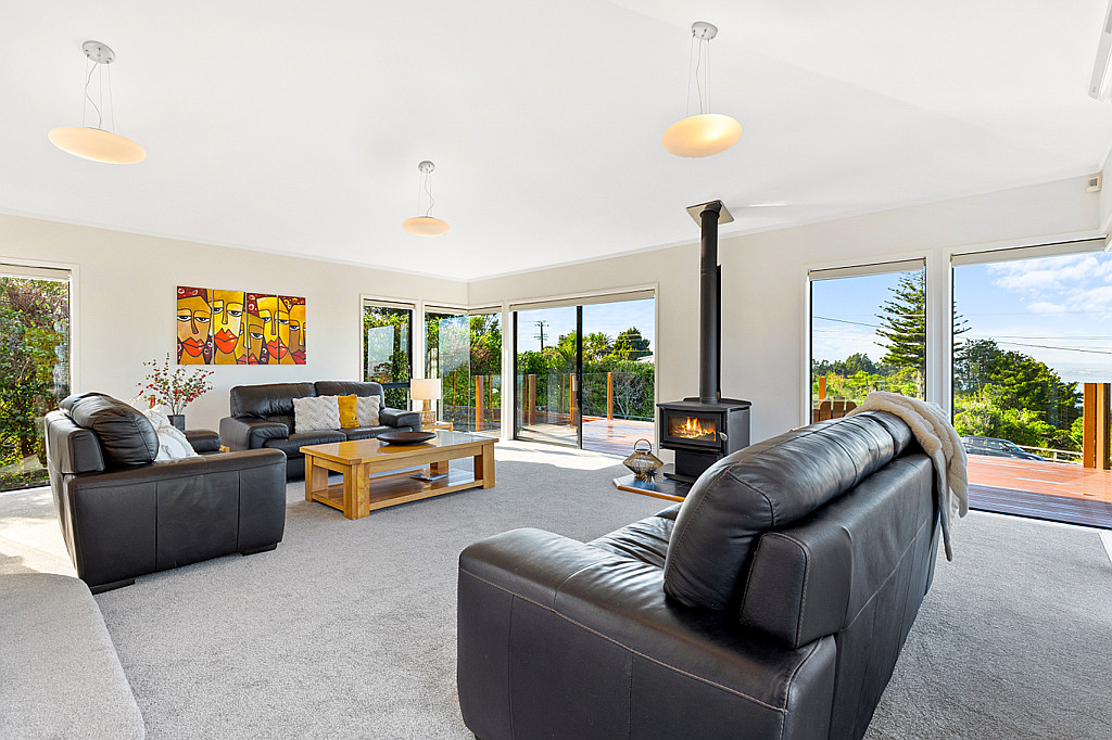 89 Victory Road, Laingholm - Photo 7