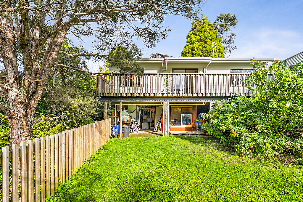 4 Staley Road, Parau - Photo 3