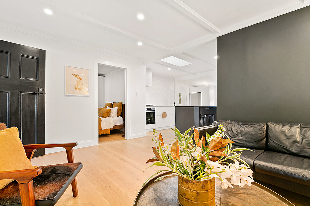 591 South Titirangi Road, Titirangi - Photo 5