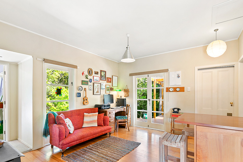 14 Hollywood Ave, Titirangi - Photo 5