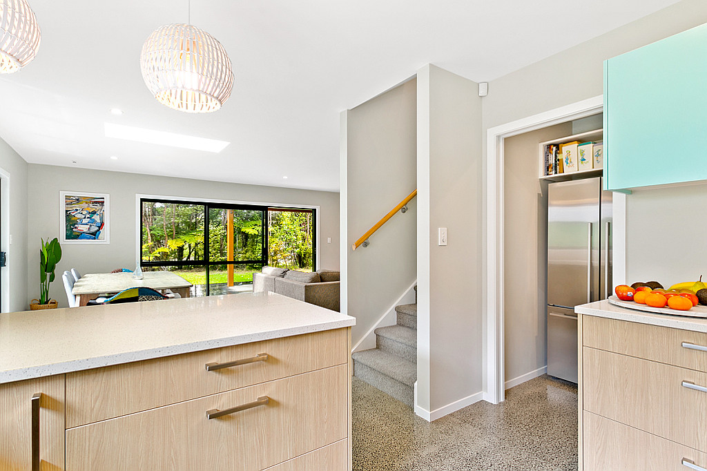 691 Huia Road, Parau - Photo 7