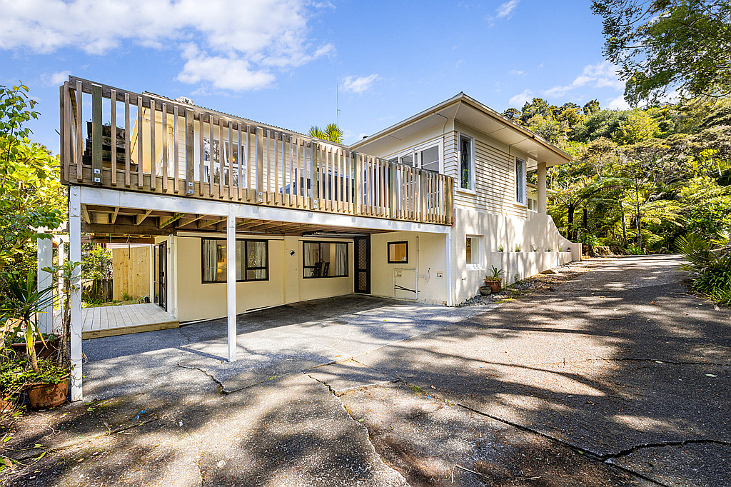 181 Konini Road, Titirangi - Photo 3