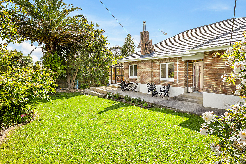 162 Atkinson Road, Titirangi