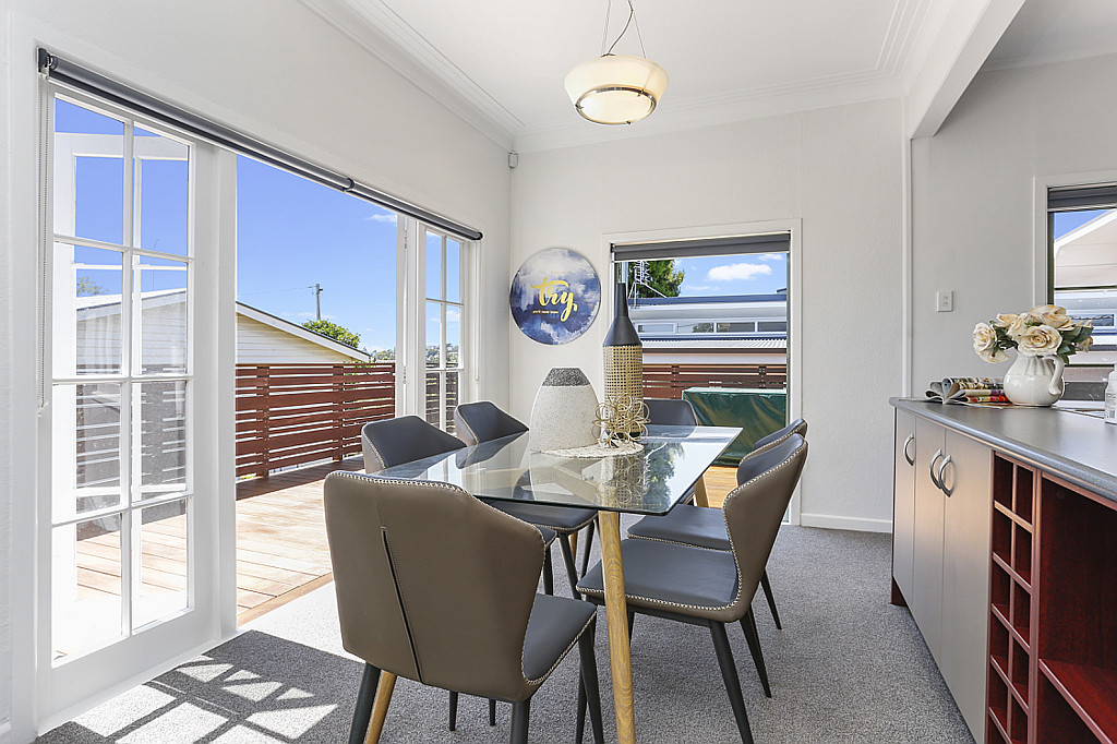 12 West Lynn Road, Titirangi - Photo 5