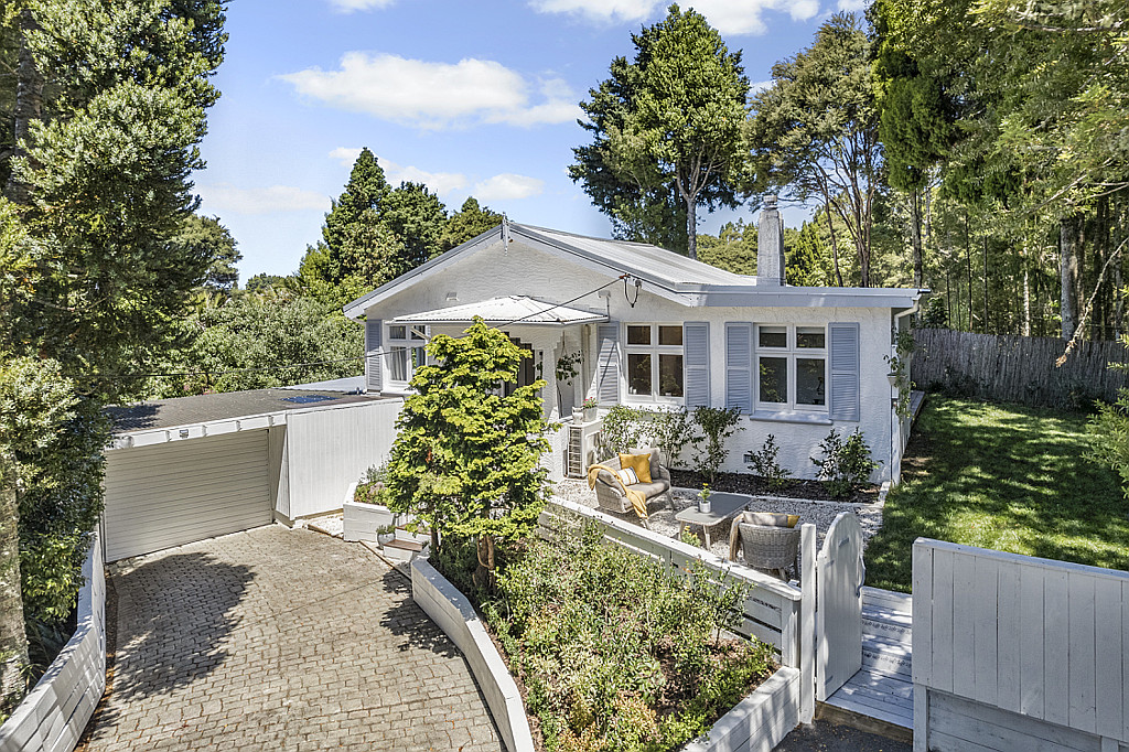 2 Minnehaha Avenue, Titirangi