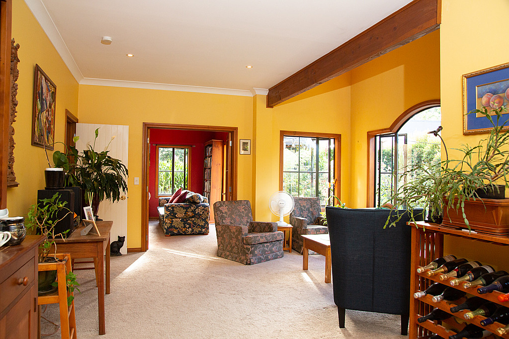 11 Greenwoods Close, Titirangi - Photo 2