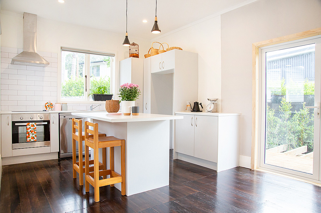 15 Greenwoods Close, Titirangi - Photo 2
