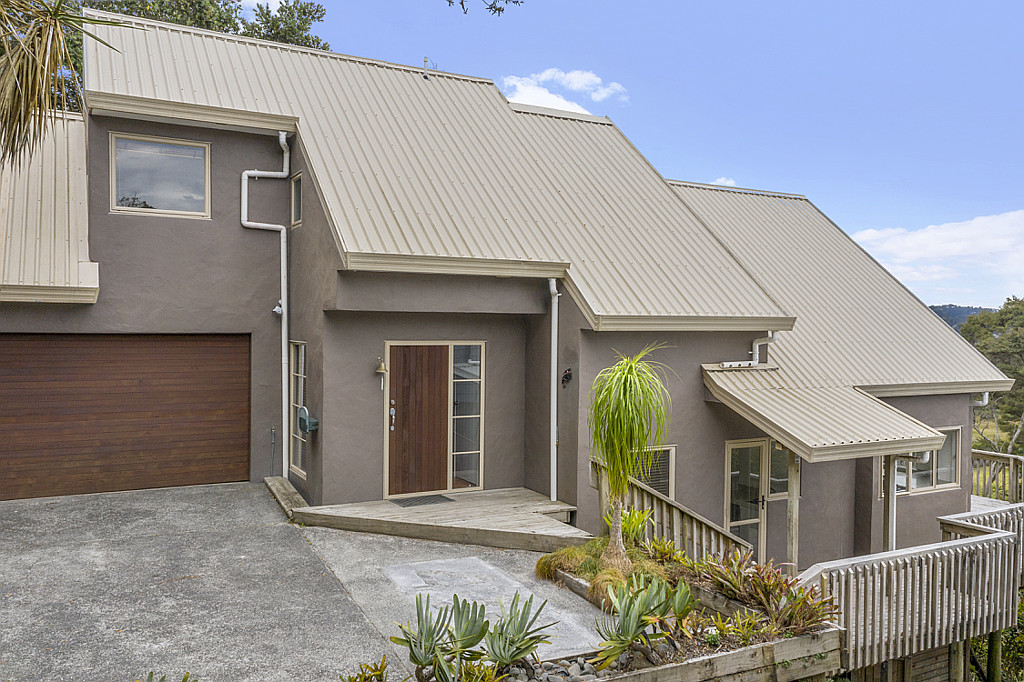 430 Huia Road, Laingholm - Photo 2