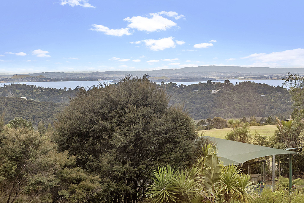 430 Huia Road, Laingholm