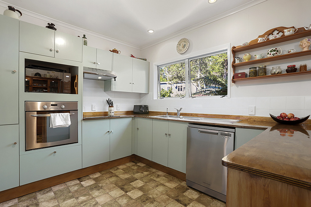 17 Western Road, Laingholm - Photo 7