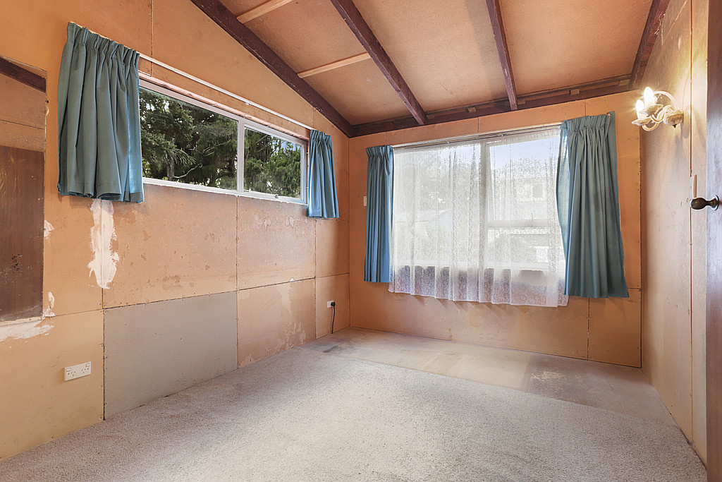 35 Tane Road, Laingholm - Photo 6