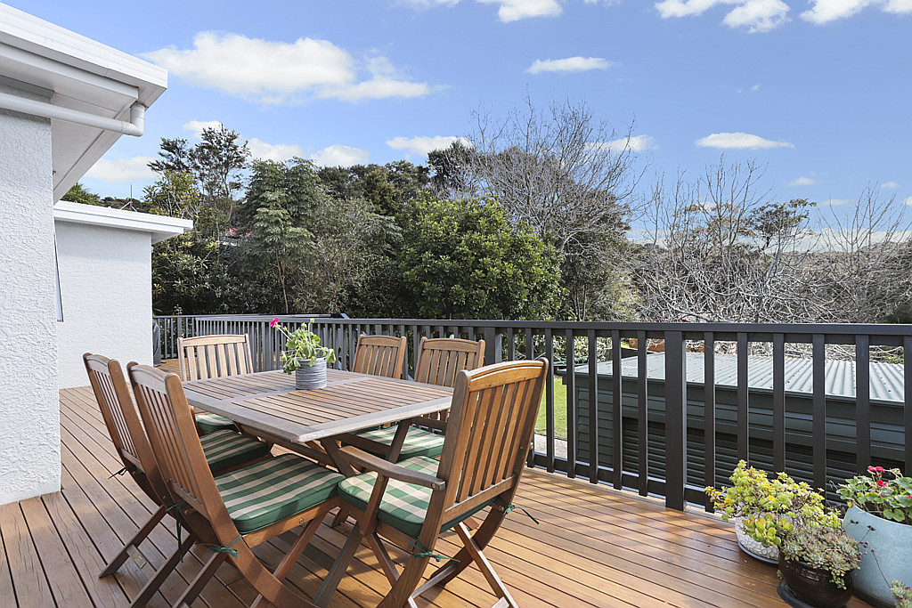 12 Rauhuia Crescent, Parau - Photo 3