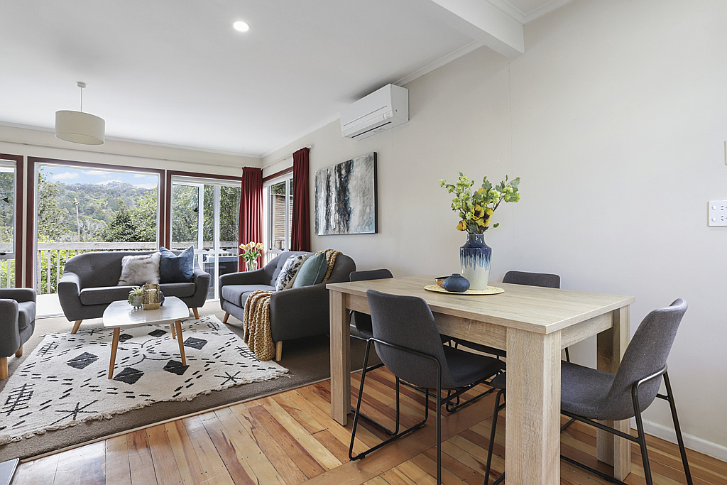 37 Rimutaka Place, Titirangi - Photo 7