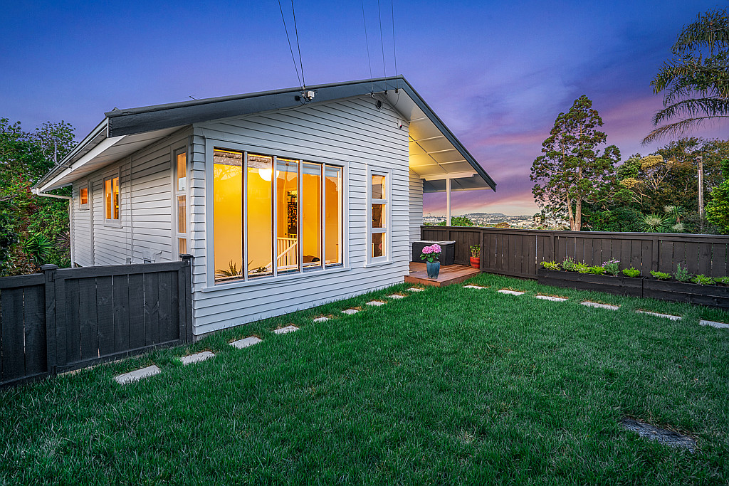 6 Eastglen Road, Glen Eden