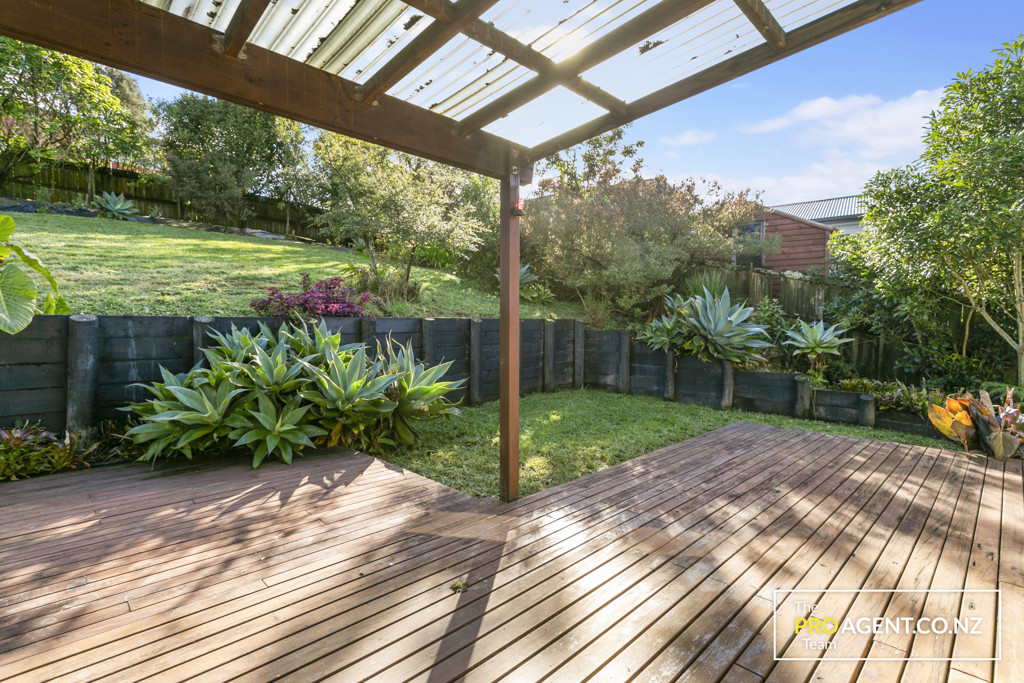 16 Panzic Place, Glen Eden - Photo 3