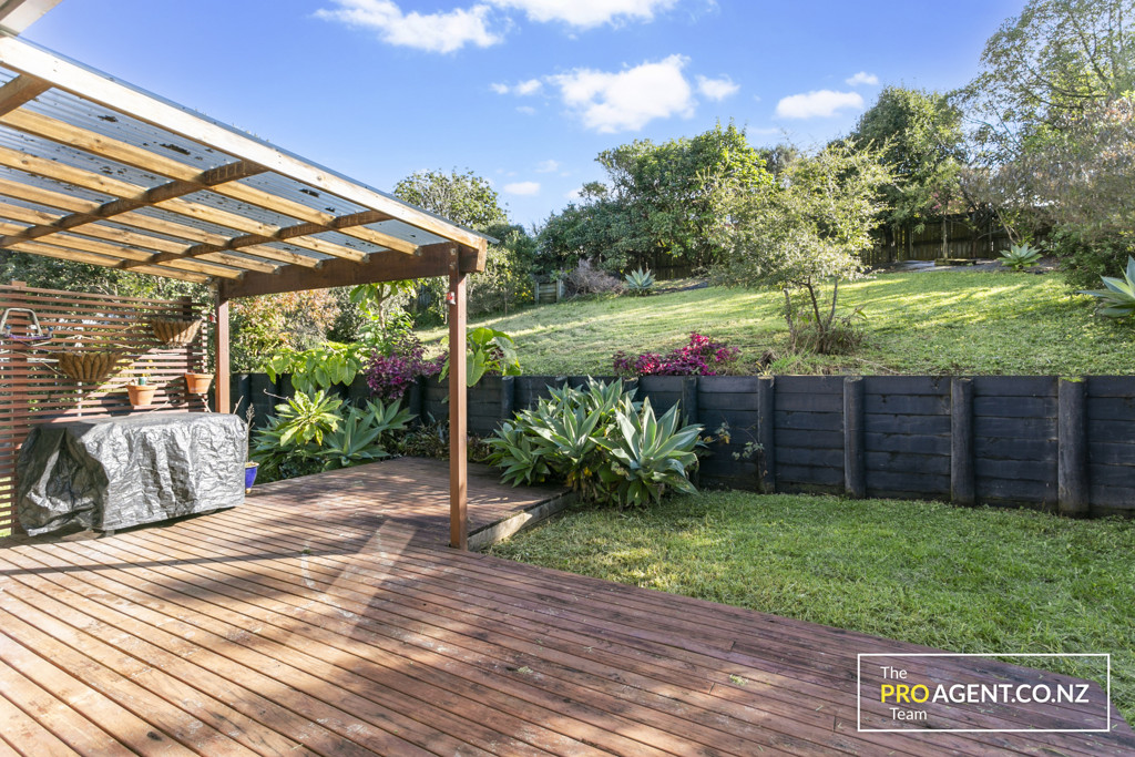 16 Panzic Place, Glen Eden - Photo 4