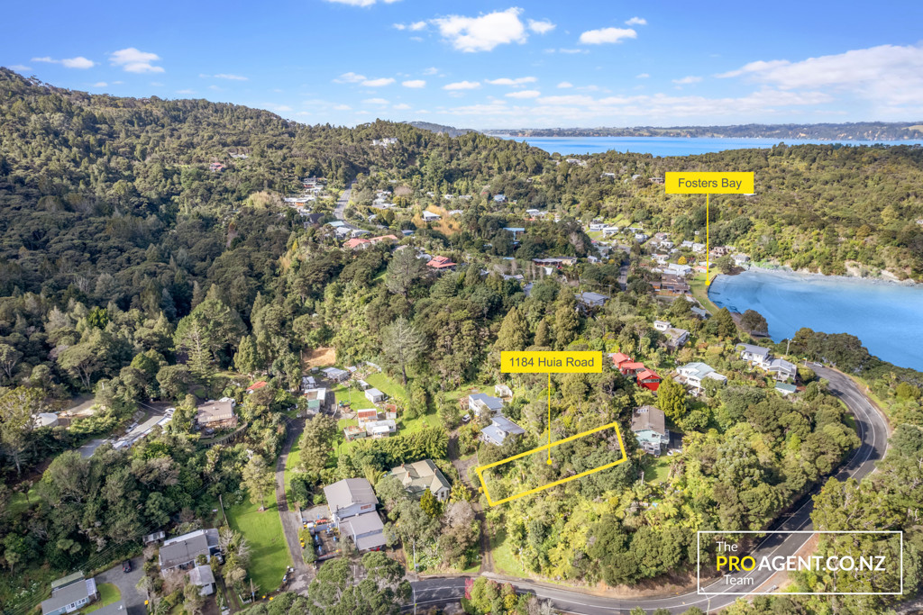 1184 Huia Road, Huia - Photo 2