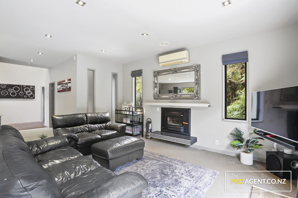 14 Turanga Road, Henderson Valley - Photo 4