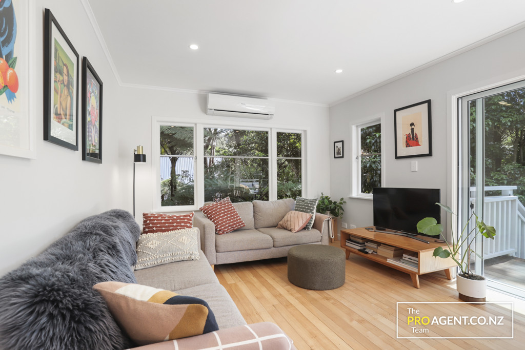 113 Woodlands Park Road, Titirangi - Photo 5