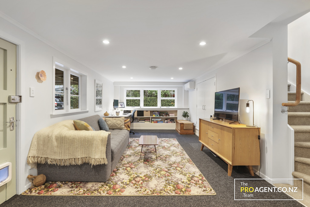 113 Woodlands Park Road, Titirangi - Photo 6